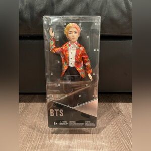BTS V Fashion Doll 11”
